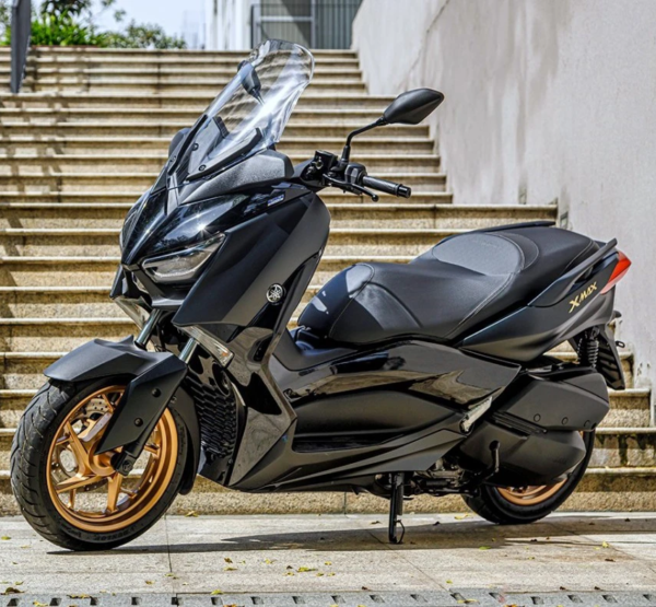 Yamaha XMax300